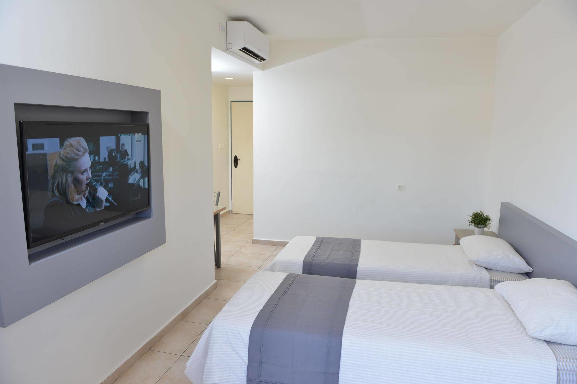 Tzabar Hotel Eilat Buitenkant foto